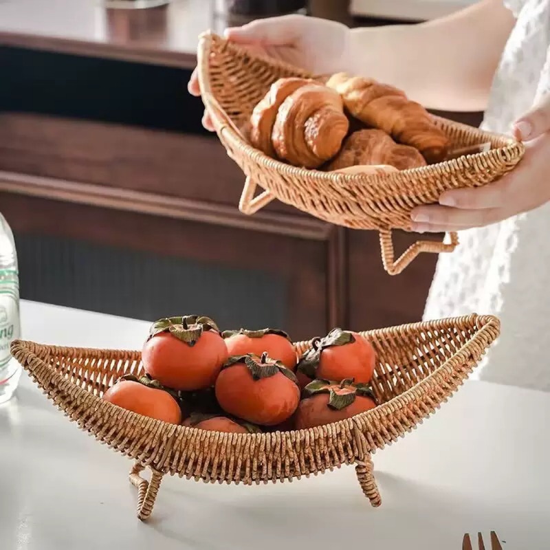 صينية فواكه على شكل هلال، طبق  - مراجعة Food Platter Snacks وسعره